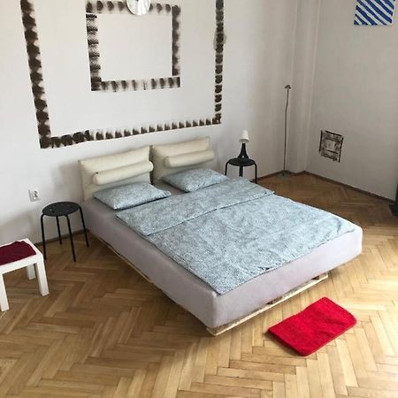 Апартаменты Pokoj 11A Краков Экстерьер фото