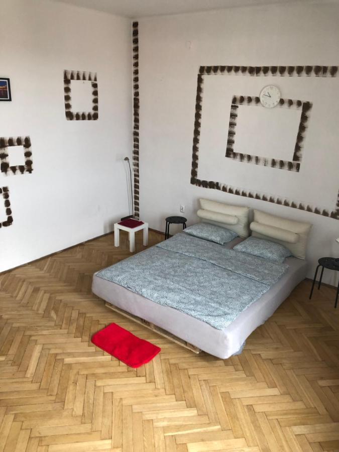Апартаменты Pokoj 11A Краков Экстерьер фото